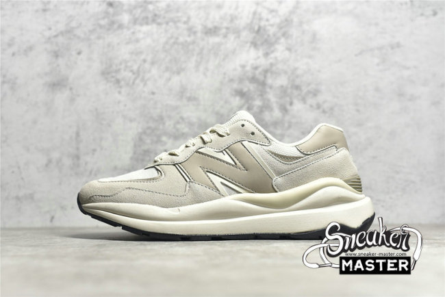 NEW BALANCE 57/40 RUNNING SHOES AU LAIT/AU LAIT/METALLIC GOLD W5740LT1