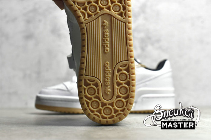ADIDAS FORUM LOW SHOES CLOUD WHITE/CORE BLACK/GUM H01924