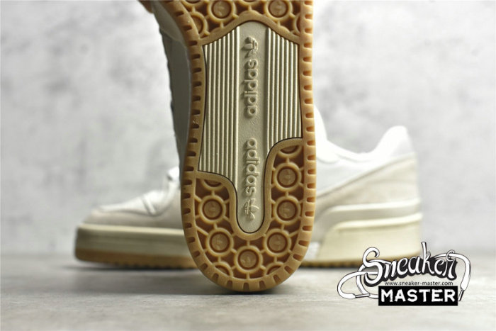 ADIDAS FORUM 84 LOW ADV WHITE GUM CHALK WHITE/CLOUD WHITE/CLOUD WHITE FY7998