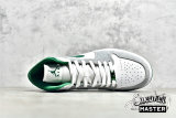 NIKE AIR JORDAN 1 MID SE WHITE/LIGHT SMOKE GREY/PINE GREEN DC7294-103