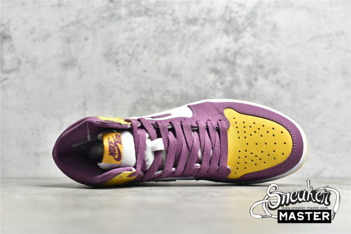 NIKE AIR JORDAN 1 HIGH RETRO OG BROTHERHOOD UNIVERSITY GOLD/LIGHT BORDEAUX/WHITE 555088-706