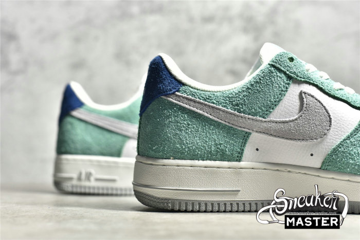 NIKE AIR FORCE 1 LOW 07 WHITE/WHITE/LIGHT GREEN BQ8988-102