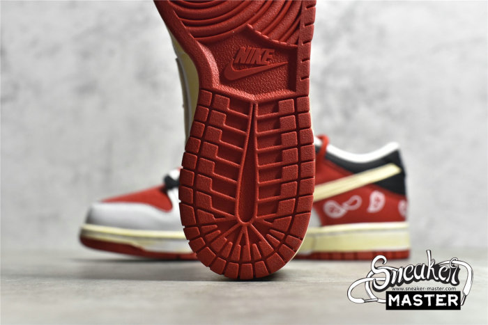 NIKE SB DUNK LOW X NBA UNIVERSITY RED/WHITE/BLACK DD1391-60