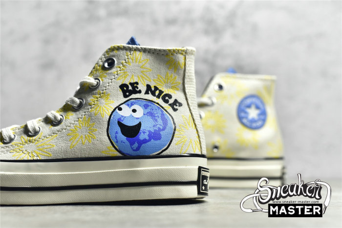 CONVERSE CHUCK TAYLOR ALL-STAR 70S HIGH SUNNY FLORAL BE NICE EGRET/UNIVERSITY BLUE/AMARILLO 172863C