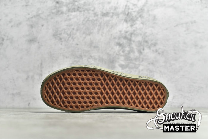 VANS WTAPS X VAULT AUTHENTIC DARK GREEN/DARK GREEN/DARK GREEN VN000UDDKBA