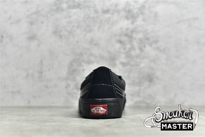 VANS SK8-LOW REISSUE BLACK/BLACK/BLACK VN0A4UWI2U3