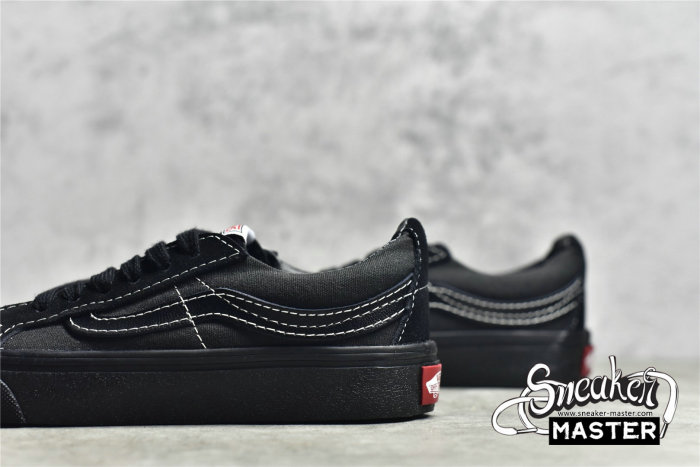 VANS SK8-LOW REISSUE BLACK/BLACK/BLACK VN0A4UWI2U3