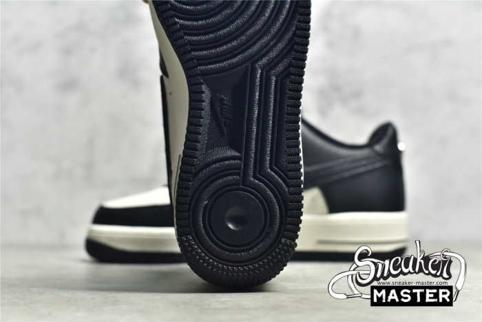 NIKE AIR FORCE 1 07 LOW SU19 SKATEBOARD X STUSSY BLACK/BLACK/WHITE ST2022-618