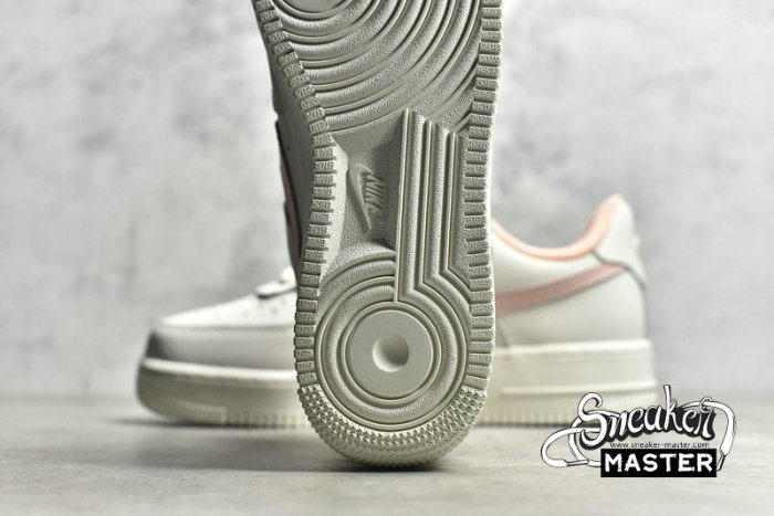 NIKE AIR FORCE 1 07 LOW MILK WHITE/WHITE/PINK CQ5059-106