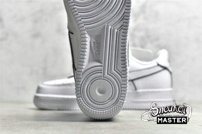 NIKE AIR FORCE 1 LOW X STUSSY WHITE/WHITE/BLACK BQ6425-109