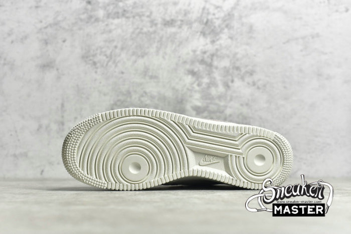 NIKE AIR FORCE 1 07 LOW MILK WHITE/WHITE/PINK CQ5059-106