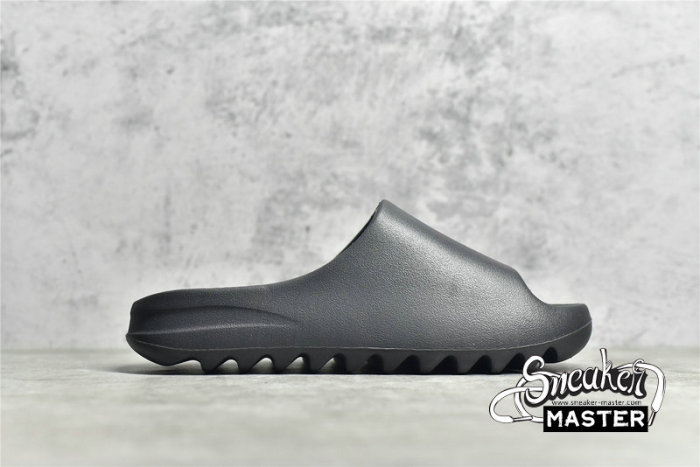ADIDAS YEEZY SLIDE BLACK/BLACK/BLACK HQ6448
