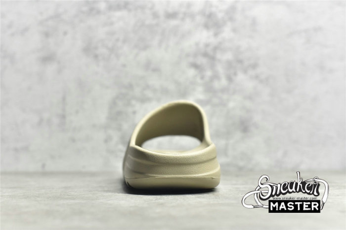 ADIDAS YEEZY SLIDES 2021 RE-RELEASE PURE/PURE/PURE GW1934