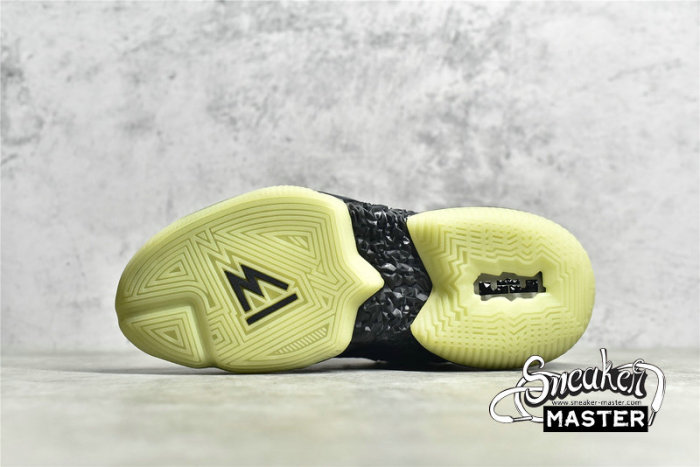 NIKE LEBRON AMBASSADOR 13 LAKERS YEEZY DARK PURPLE/SMOKY ASH/SPEED YELLOW CQ9329-001