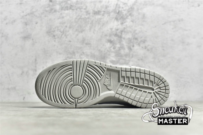 NIKE DUNK SB LOW PRM LIGHT GREY/LIGHT GREY/LIGHT GREY 316272-516
