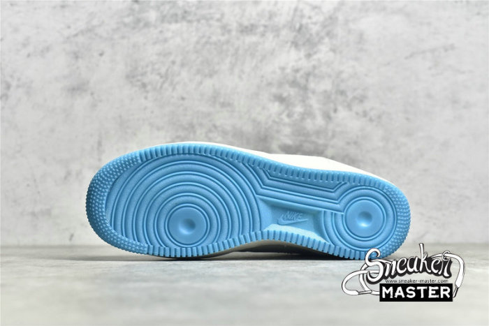 NIKE AIR FORCE 1 LOW 07 WHITE/WHITE/BLUE DD3396-131