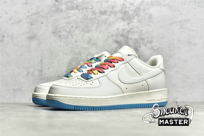 NIKE AIR FORCE 1 LOW 07 WHITE/WHITE/BLUE DD3396-131