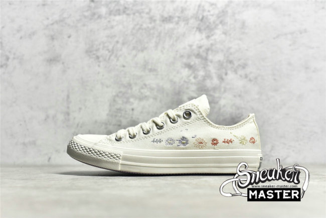 CONVERSE CHUCK TAYLOR ALL-STAR LOW EMBROIDERED FLORAL EGRET/MULTI/BLACK A01595C