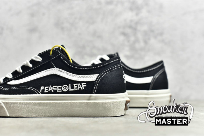 VANS OLD SCHOOL SHOES BLACK/BLACK/WHITE VNOA54F41KP