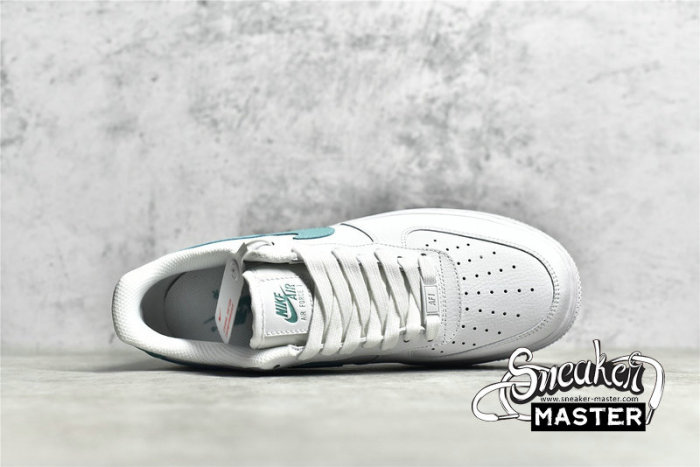 NIKE AIR FORCE 1 LOW 07 WHITE/WHITE/WASHED TEAL DD8959-101