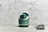 NIKE SB DUNK LOW PHANTOM/MALACHITE/GREEN NOISE/UNIVERSITY BLUE DH4402-001