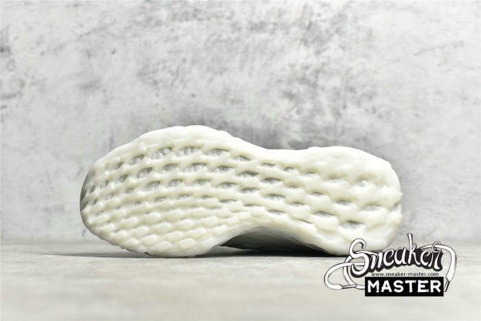 ADIDAS ULTRABOOST WEB DNA CLOUD WHITE/CLOUD WHITE/GREY ONE GY4167