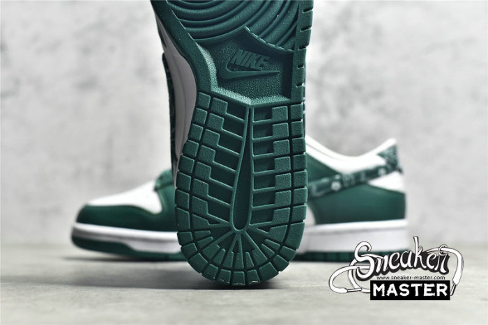 NIKE SB DUNK LOW VINTAGE GREEN/VINTAGE GREEN/WHITE DH4401-102