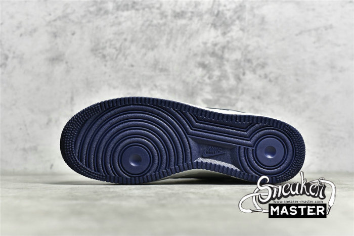NIKE AIR FORCE 1 07 LOW WHITE/WHITE/NAVY BLUE AL2236-106
