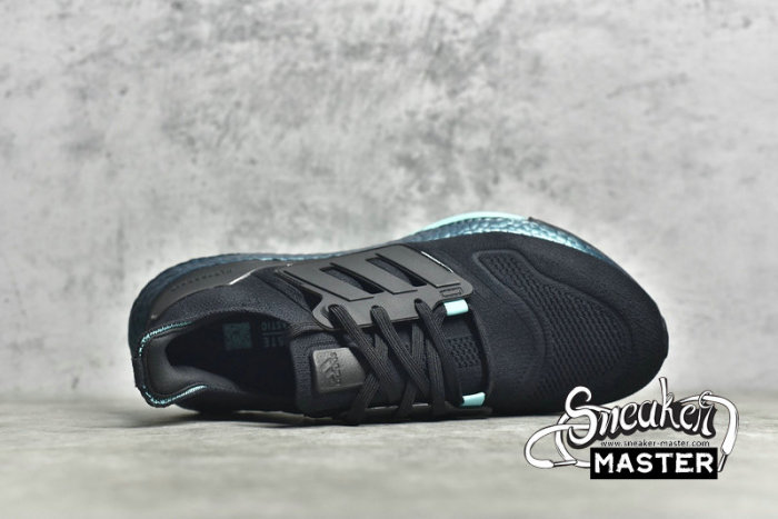 ADIDAS ULTRABOOST 22 SHOES CORE BLACK/CORE BLACK/MINT RUSH GX5564