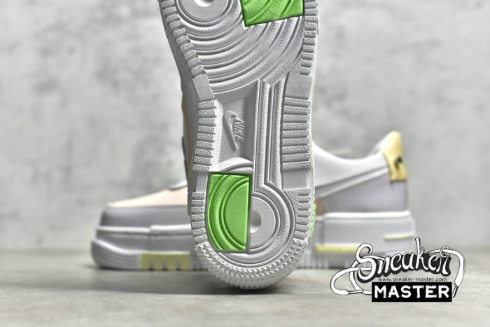 NIKE AIR FORCE 1 LOW PIXEL HAVE A GOOD GAME VENICE/WHITE/GREEN STRIKE/WHITE DO2330-511