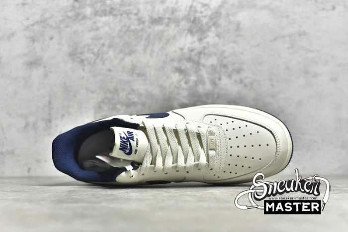 NIKE AIR FORCE 1 LOW MILK WHITE/MILK WHITE/NAVY BLUE AQ3778-400