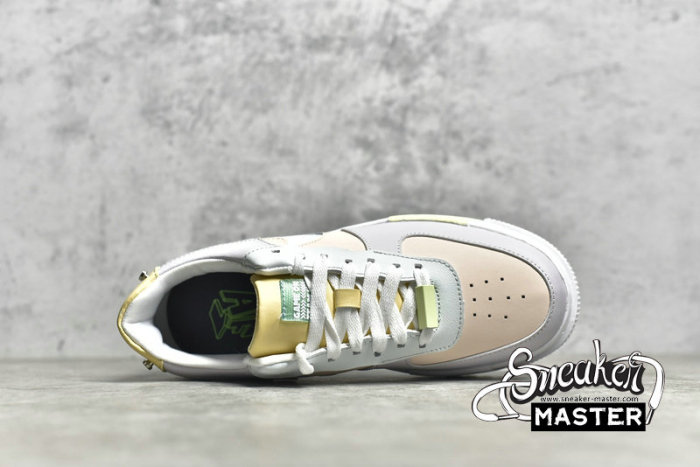 NIKE AIR FORCE 1 LOW PIXEL HAVE A GOOD GAME VENICE/WHITE/GREEN STRIKE/WHITE DO2330-511
