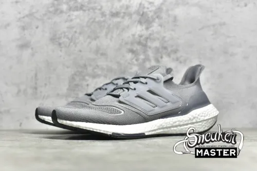 ADIDAS ULTRABOOST 22 SHOES GREY THREE/GREY THREE/CORE BLACK GX5460