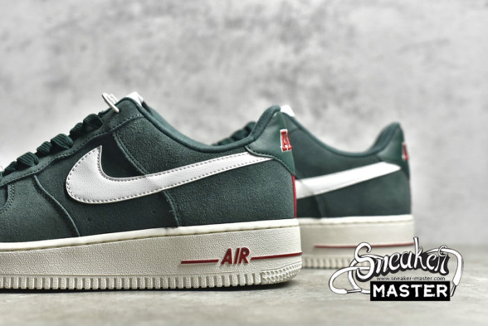 NIKE AIR FORCE 1 LOW ATHLETIC CLUB PRO GREEN/WHITE/SAIL/GYM RED DH7435-300