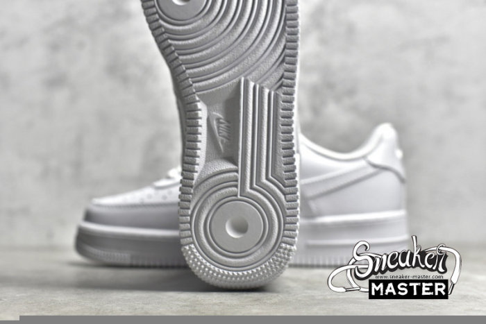 NIKE AIR FORCE 1 LOW WHITE/WHITE/BLACK 315122-111