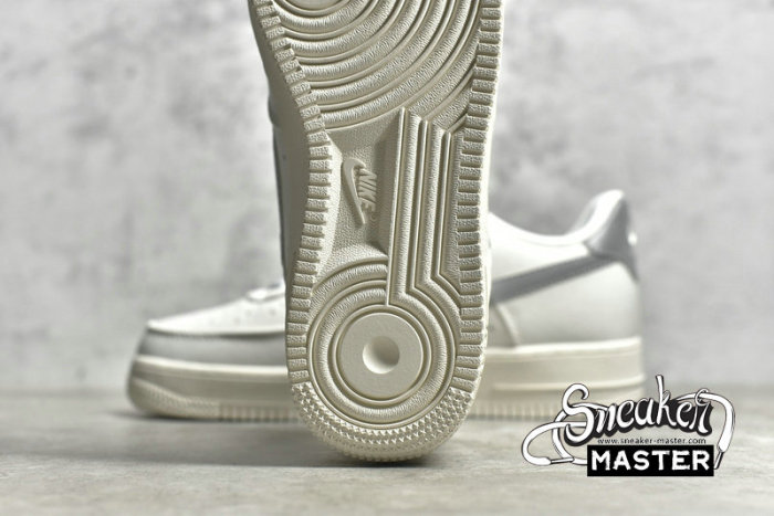 NIKE AIR FORCE 1 07 LOW PERFORATED WHITE/NEUTRAL GREY 315122-106