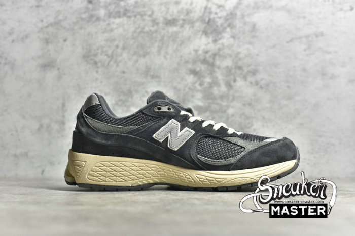 NEW BALANCE 2002R RUNNING SHOES BLACK/BLACK/BLACK ML2002RHO