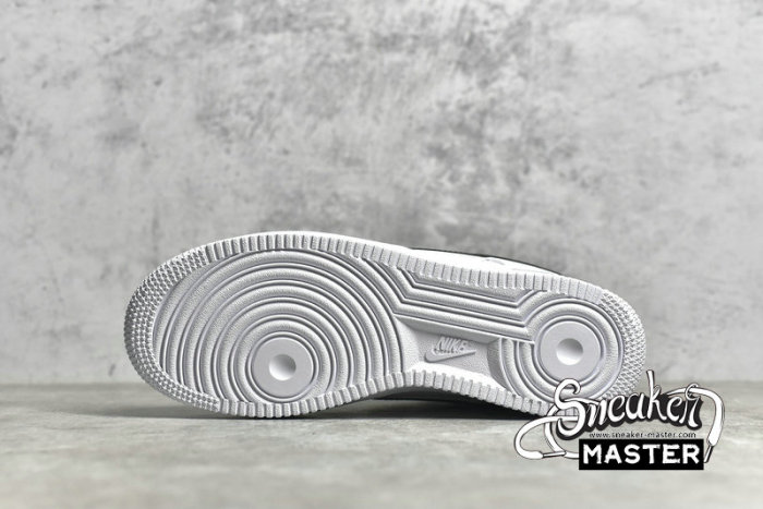NIKE AIR FORCE 1 LOW 07 3 WHITE/BLACK/WHITE AO2423-101