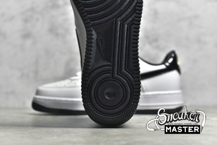 NIKE AIR FORCE 1 07 LOW WHITE/BLACK/WHITE DQ0300-100