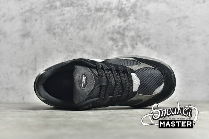 NEW BALANCE 2002R RUNNING SHOES BLACK/DARK GREY/BLACK M2002RR1