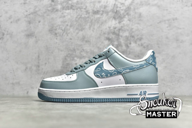 NIKE AIR FORCE 1 07 LOW GREEN/BLUE PAISLEY/WHITE XM9612-092