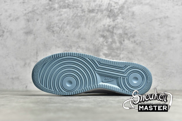 NIKE AIR FORCE 1 07 LOW GREEN/BLUE PAISLEY/WHITE XM9612-092