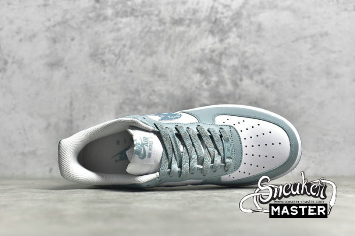 NIKE AIR FORCE 1 07 LOW GREEN/BLUE PAISLEY/WHITE XM9612-092