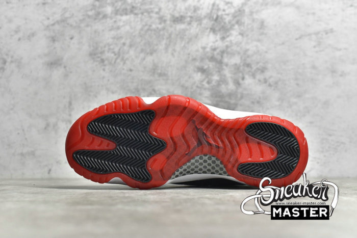 NIKE AIR JORDAN 11 RETRO LOW BG BRED BLACK/TRUE RED/WHITE 528896-012