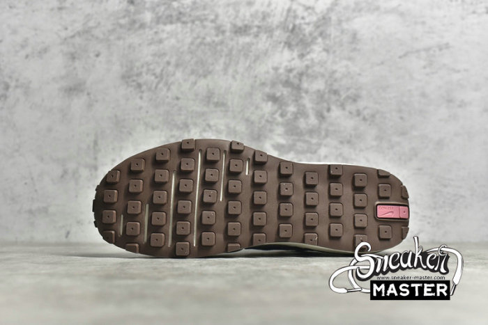 NIKE WAFFLE ONE THE GREAT UNITY CASHMERE/BLACK/SAIL DM5446-701
