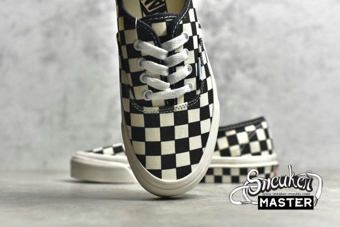 VANS AUTHENTIC 44 DX ANAHEIM FACTORY BLACK/CHECKERBOARD/BLACK VN0A4BV9676