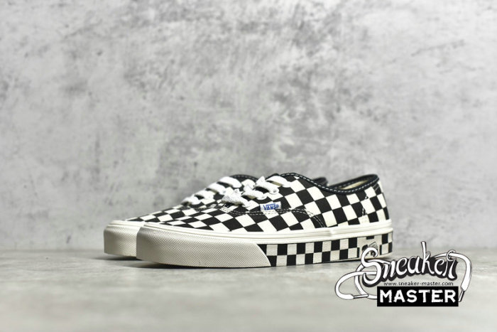 VANS AUTHENTIC 44 DX ANAHEIM FACTORY BLACK/CHECKERBOARD/BLACK VN0A4BV9676