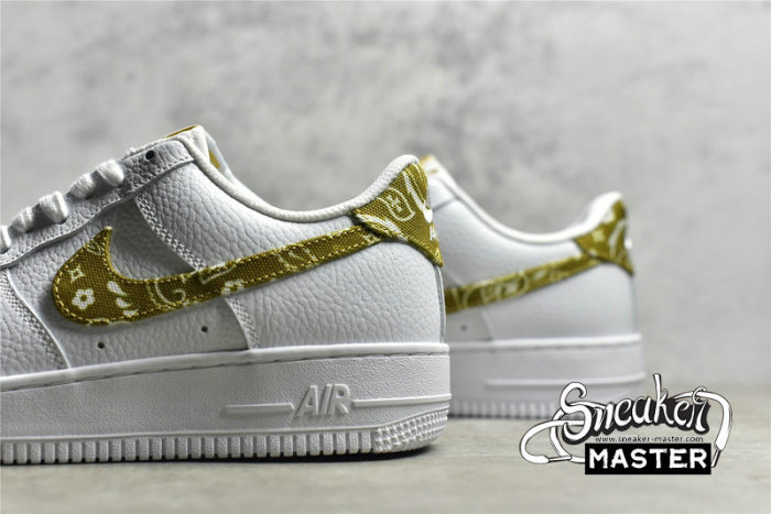 NIKE AIR FORCE 1 LOW OLIVE PAISLEY WHITE/WHITE/OLIVE DJ9942-101