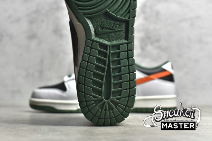 NIKE SB DUNK LOW BLACK/WHITE/ORANGE DO7412-997