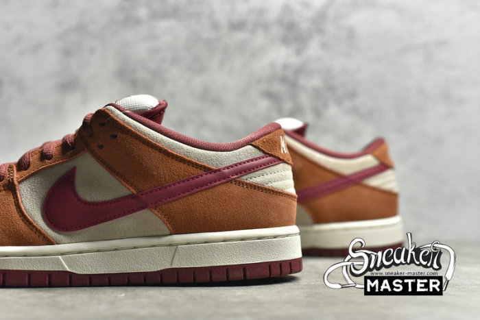NIKE SB DUNK LOW PRO SB DARK RUSSET/CEDAR/SUMMIT WHITE BQ6817-202